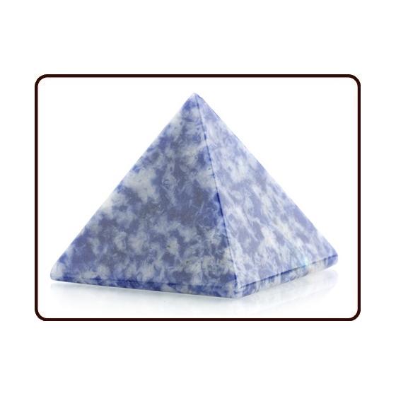 Edelsteenpiramide sodaliet