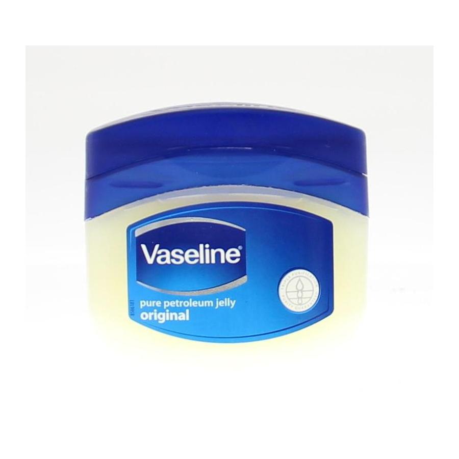 Petroleum jelly creme