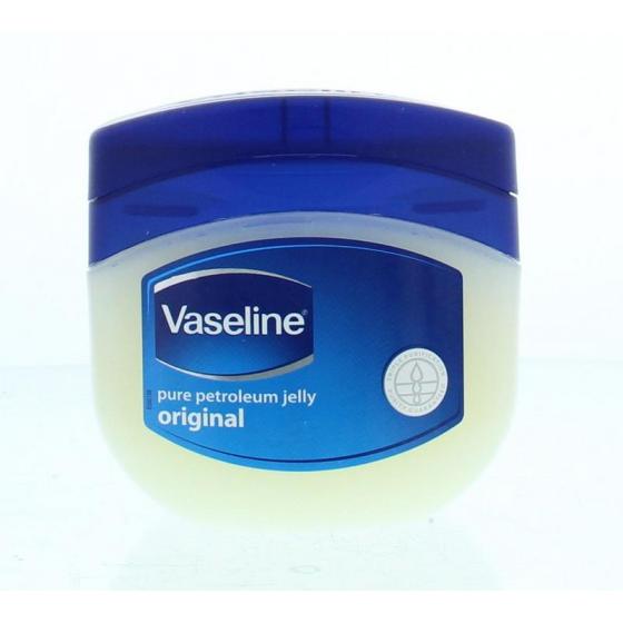 Petroleum jelly creme