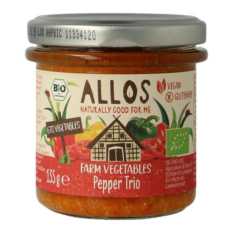 Farm vegetables pepper trio bio