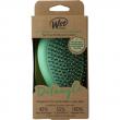 Wetbrush Go green palm detangler green tea tree oil